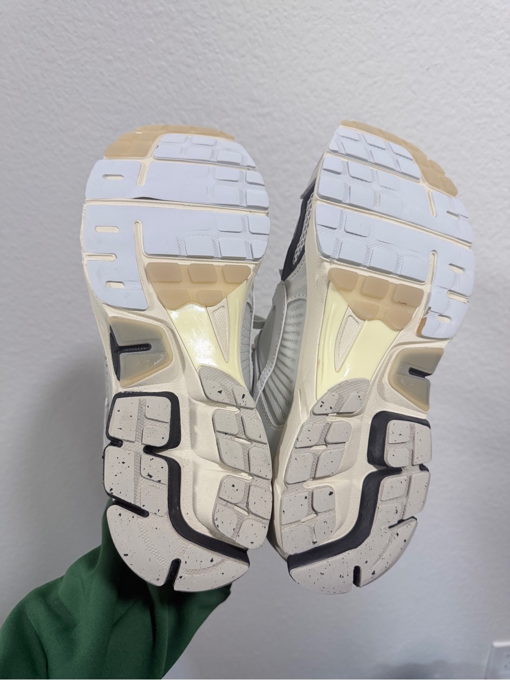 Nike Vomero 5 - Picture 9 of 9